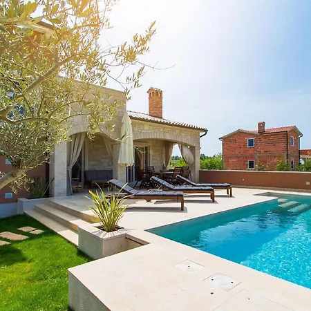 Dominika Semesterbostad Poreč